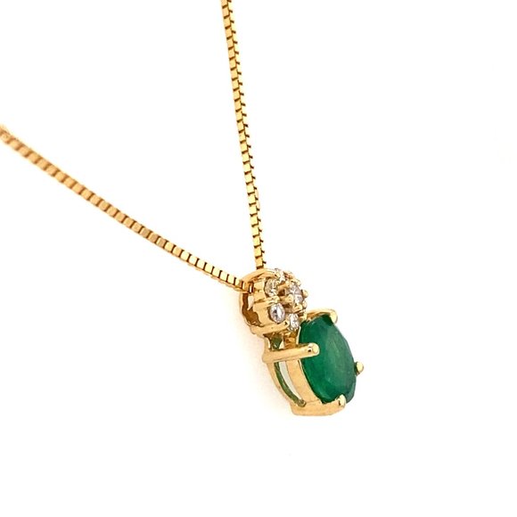 Oval Green Emerald Diamond Flower 14K Yellow Gold Pendant on a 18" Box Chain - Picture 2 of 2